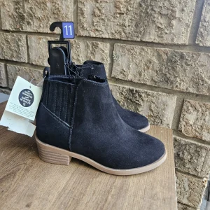 Toddler Size 11 Ankle Boots with Zippers