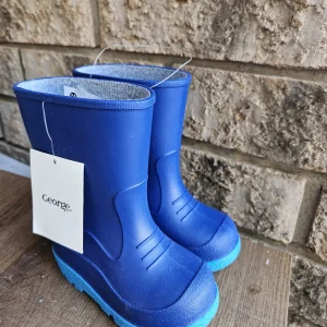 New Toddler Size 6 Rain Boots