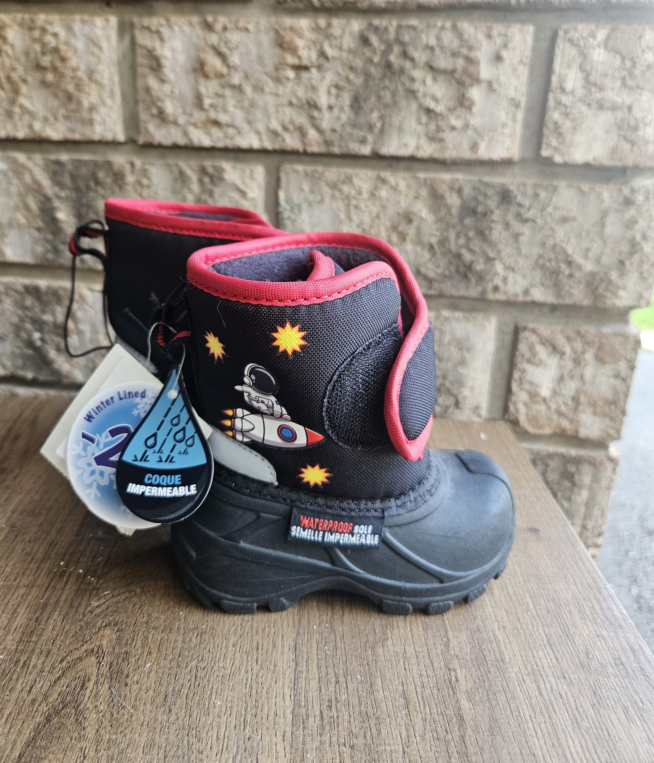 Infant Size 4 Waterproof Winter boots