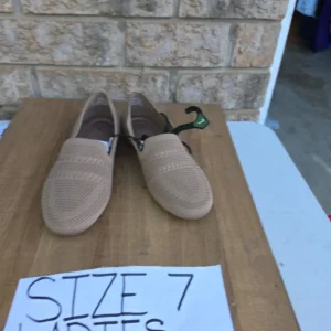 Tan Knitted Slip-On Shoes Ladies Size 7