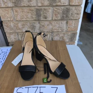Black Heeled Sandals with Straps