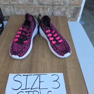 Girls Size 3 Slip On Sneakers