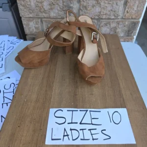 Ladies Size 10 Tan Suede Peep-Toe Heels with Buckle Strap