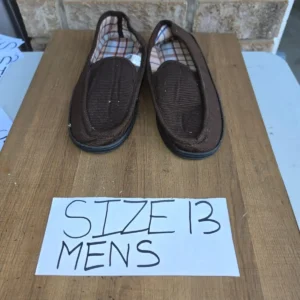 Mens Slip on Slippers Size 13